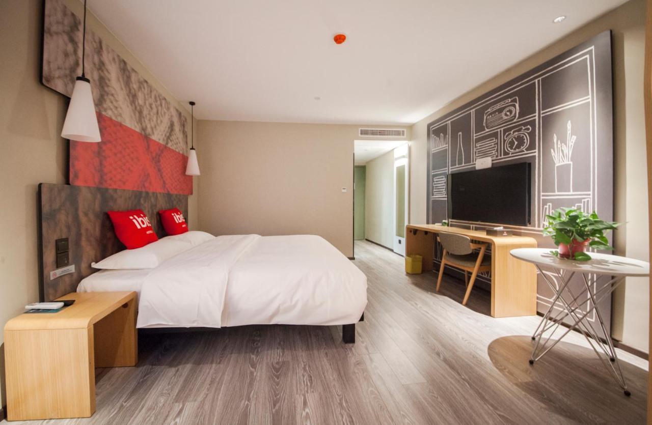 Ibis Nantong Middle Renmin Rd Hotel Exterior foto
